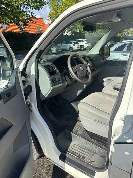 Volkswagen Transporter 2009 photo 4