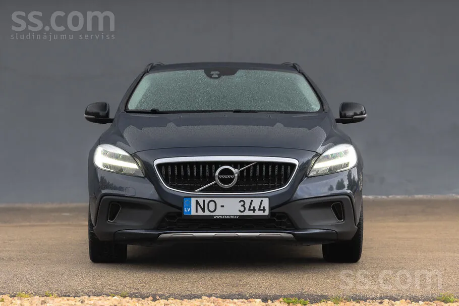 Volvo V40 2017 photo 2
