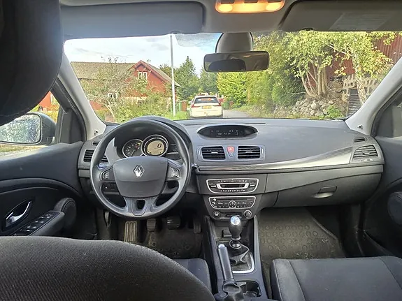 Renault Megane 2010 photo 5