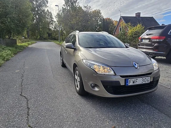 Renault Megane 2010 photo 3