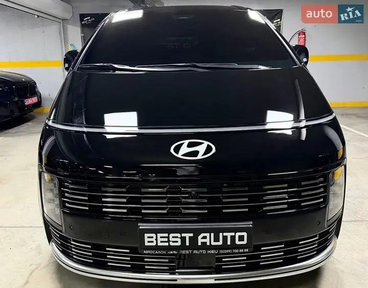 Hyundai Staria 2026 photo 3