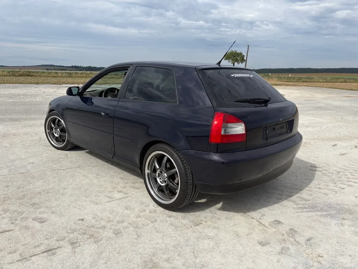 Audi A3 2002 photo 2