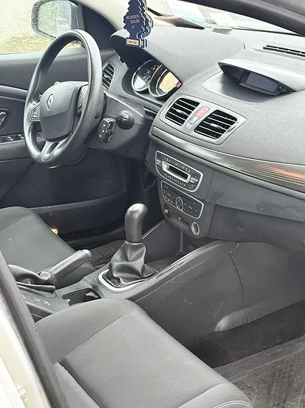 Renault Megane Iii 2011 photo 5