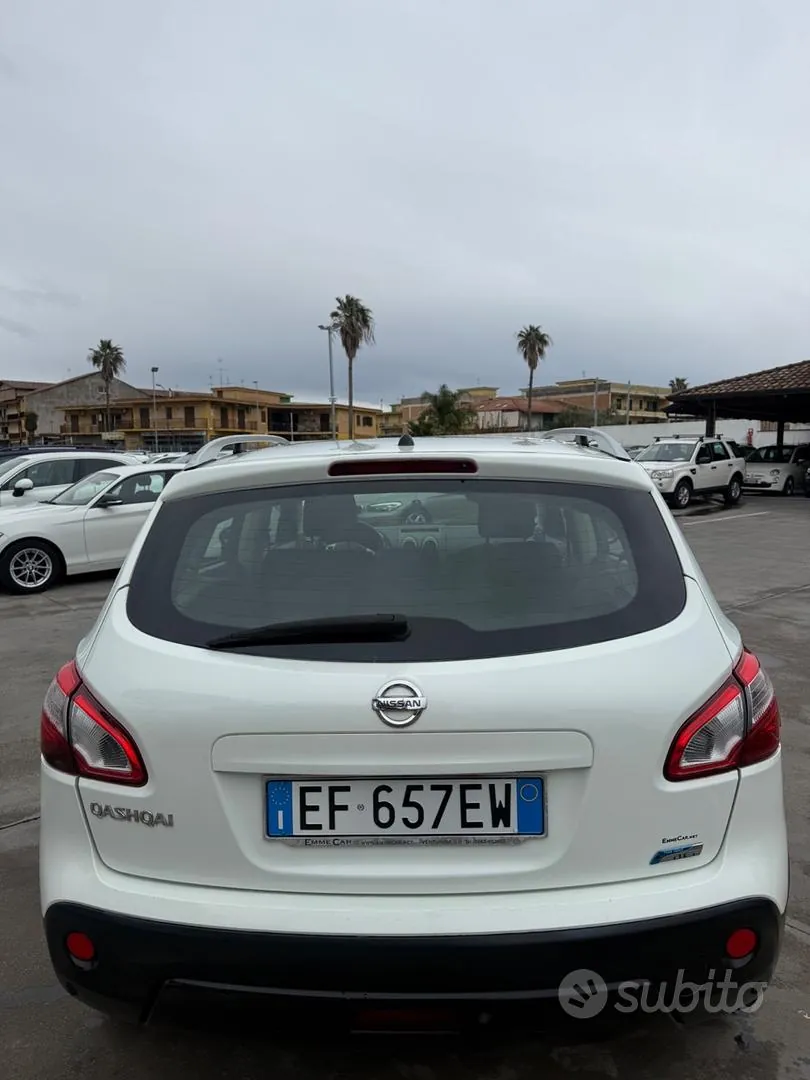 Nissan Qashqai 2010 photo 5