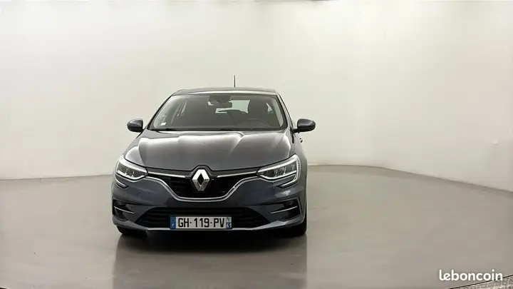Renault Megane 2022 photo 2