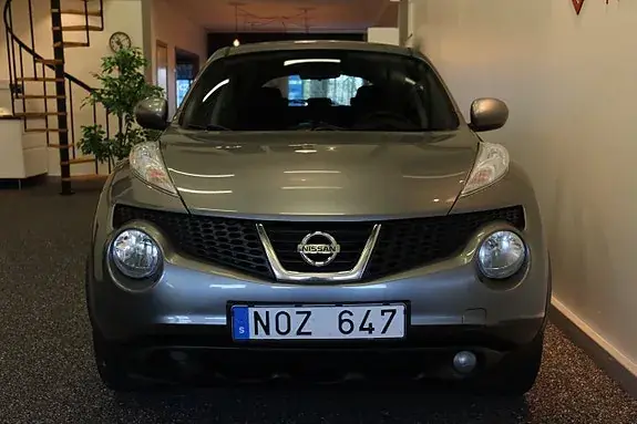 Nissan Juke 2011 photo 2