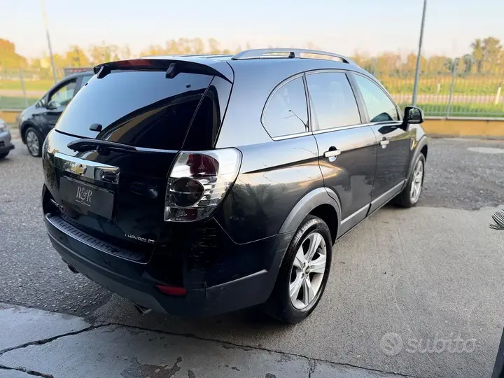 Chevrolet Captiva 2010 photo 3