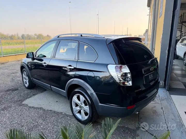Chevrolet Captiva 2010 photo 4