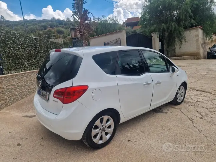 Opel Meriva 2012 photo 5