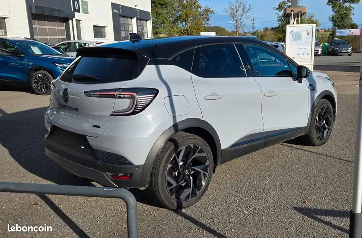 Renault Captur 2025 photo 3