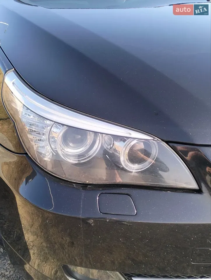 BMW 5 Series 2008 photo 2
