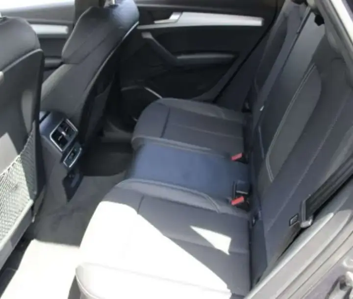 Audi Q5 2022 photo 3