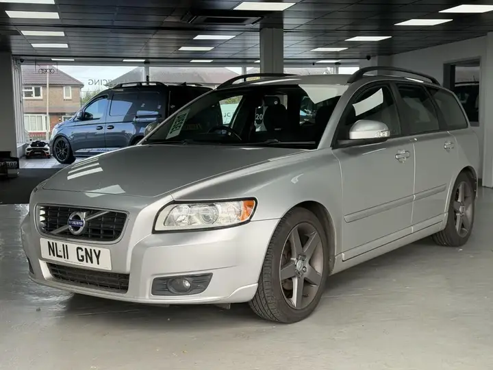 Volvo V50 2011 photo 3