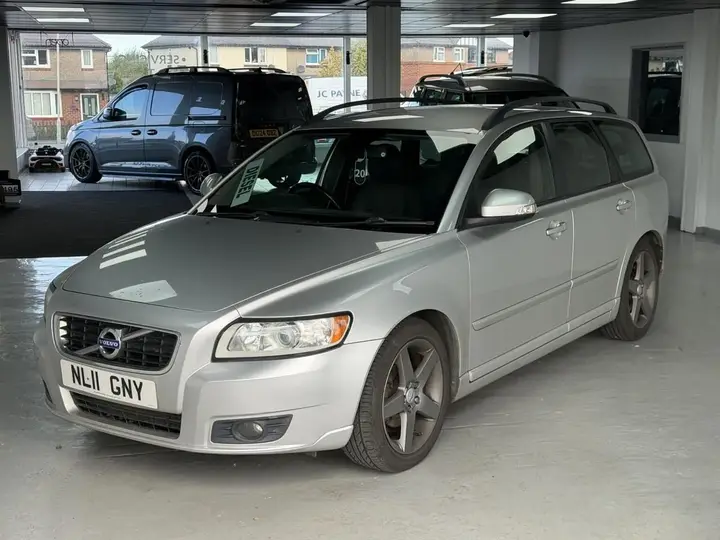 Volvo V50