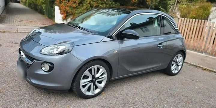 Opel Adam