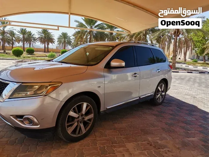 Nissan Pathfinder 2014 photo 5