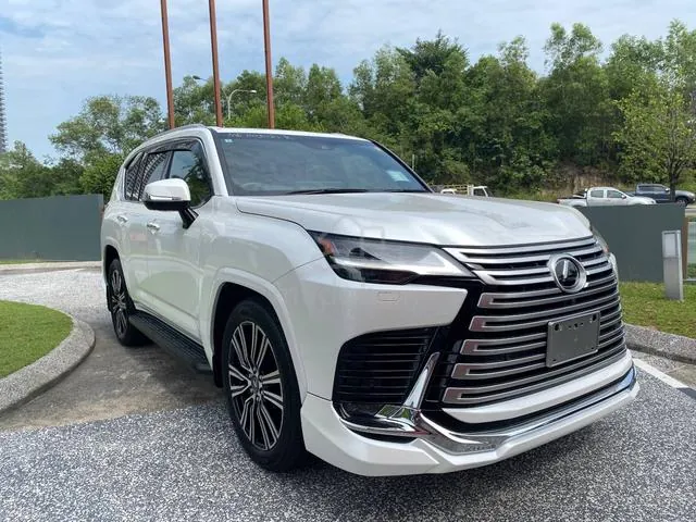 Lexus Lx600