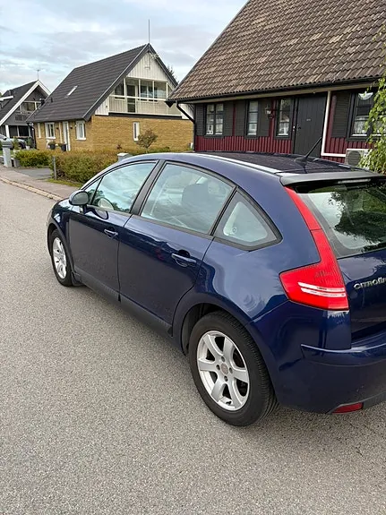 Citroen C4 2007 photo 4