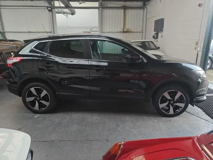 Nissan Qashqai 2015 photo 4