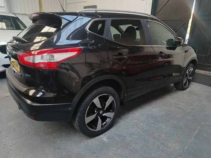 Nissan Qashqai 2015 photo 5