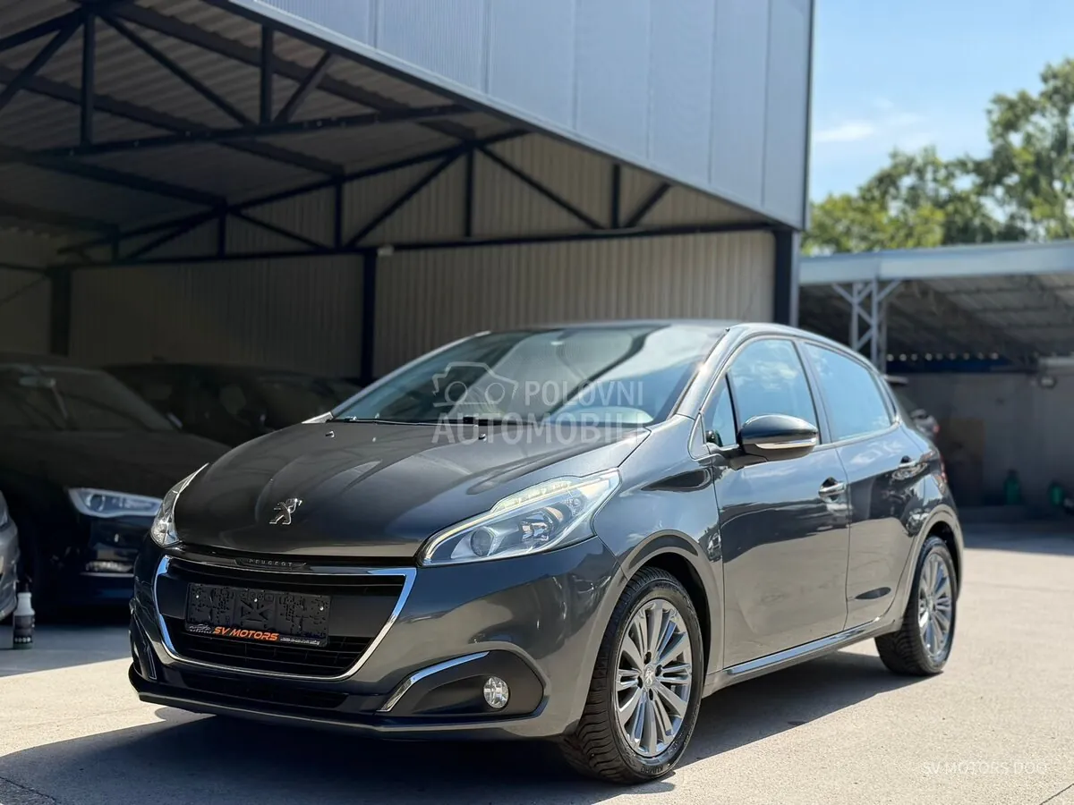 Peugeot 208 2016 photo 3