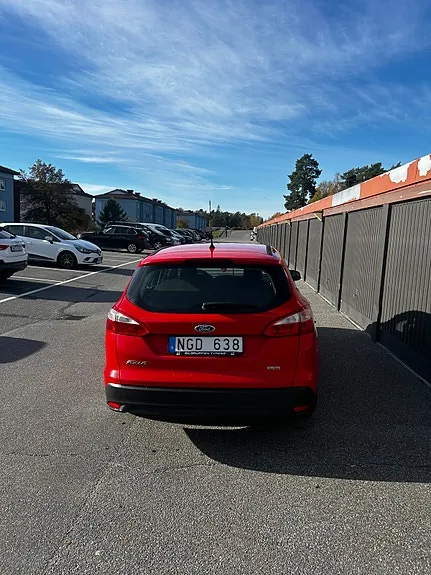 Ford Focus 2013 photo 3