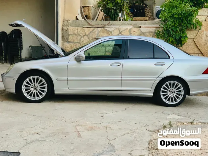 Mercedes-Benz C-Class 2007 photo 3