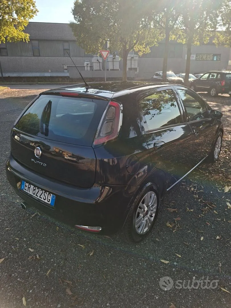 Fiat Grande Punto 2013 photo 5