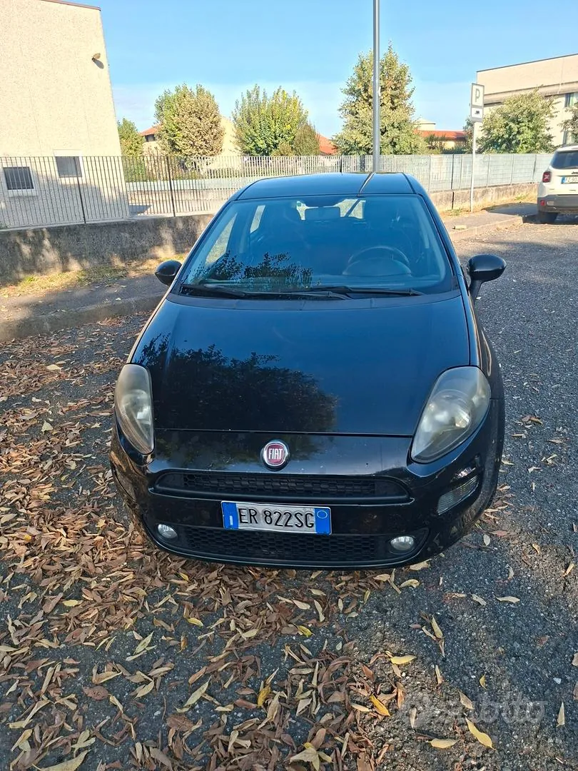Fiat Grande Punto 2013 photo 3