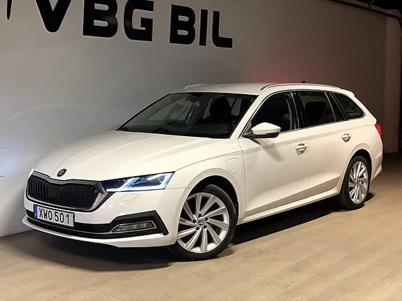 Skoda Octavia 2021 photo 2