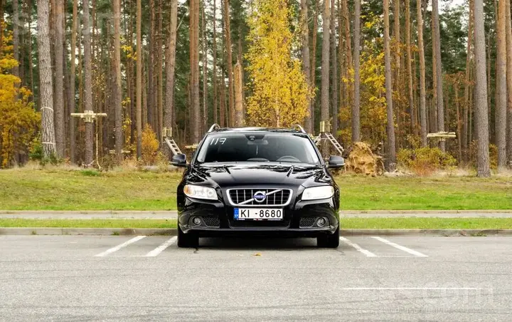Volvo V70 2013 photo 3