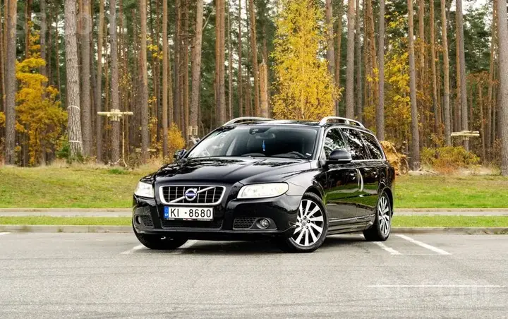 Volvo V70 2013 photo 4