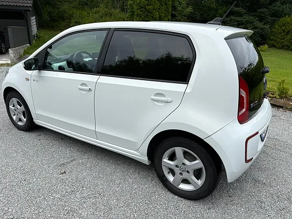 Volkswagen E-Up! 2016 photo 4