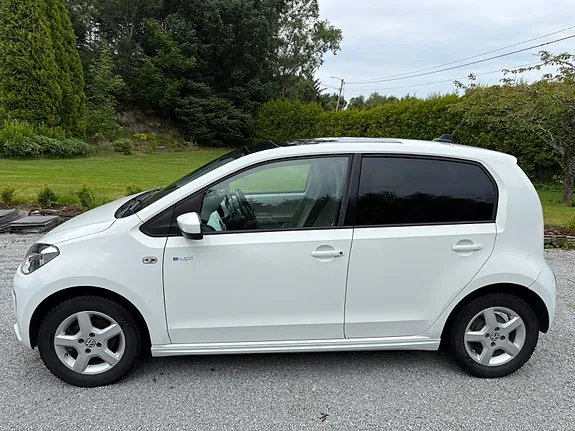 Volkswagen E-Up! 2016 photo 2