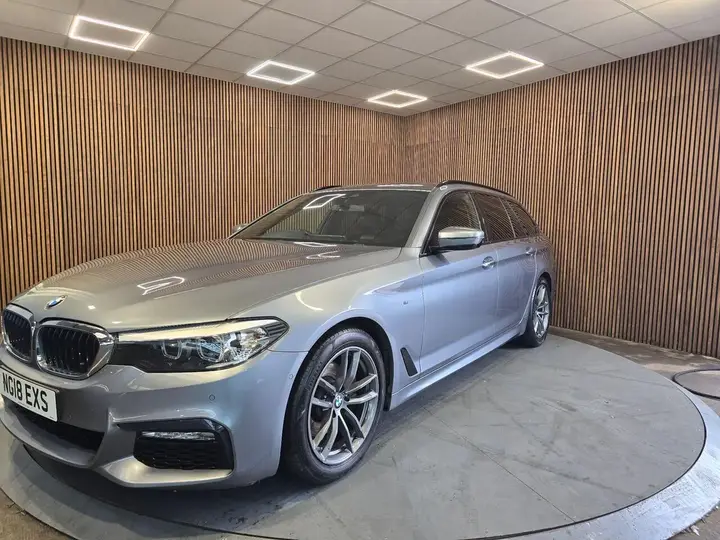 BMW 5 Series 2018 photo 4