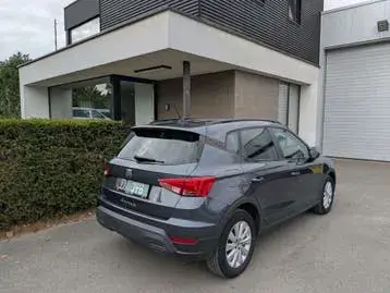 Seat Arona 2024 photo 3