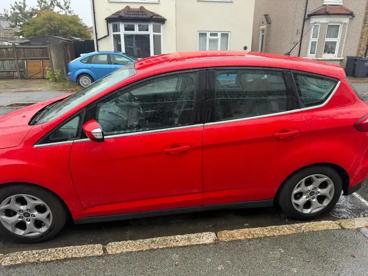 Ford C-Max 2014 photo 4