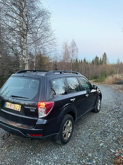 Subaru Forester 2011 photo 3