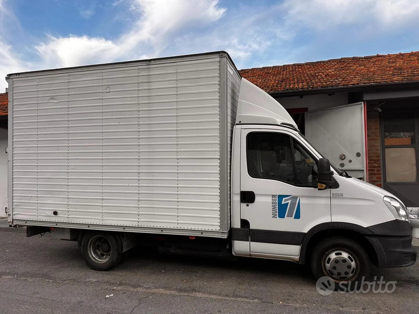 Iveco Daily 2013 photo 2