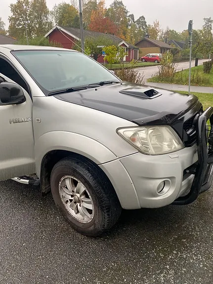 Toyota Hilux 2010 photo 2