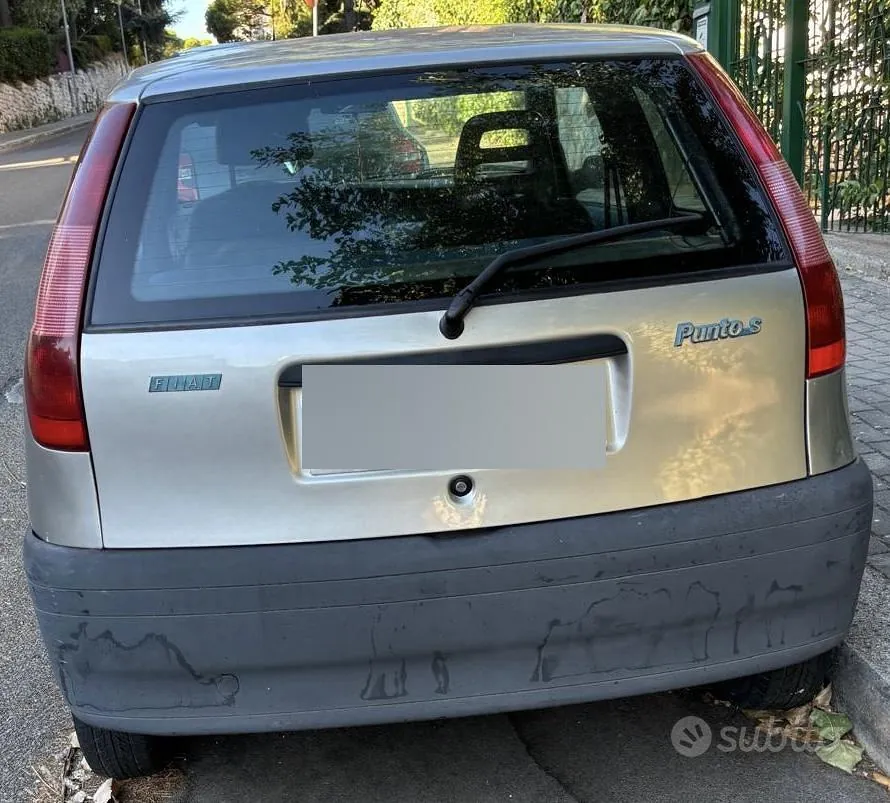 Fiat Punto 1998 photo 2