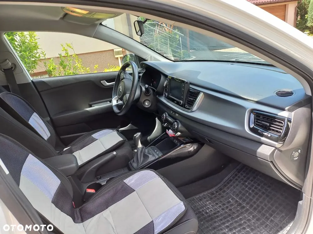 Kia Rio 2018 photo 5