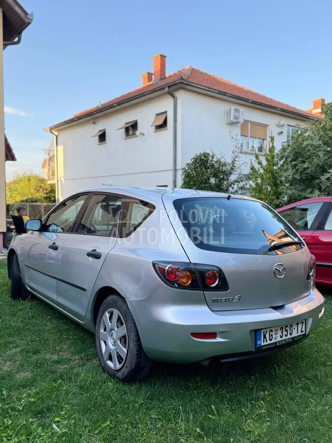 Mazda 3 2006 photo 4