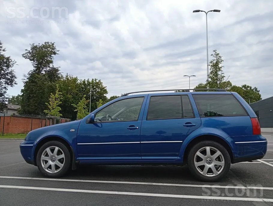 Volkswagen Bora 2003 photo 2