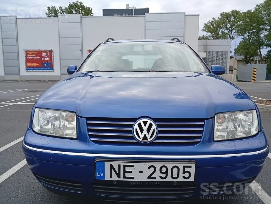 Volkswagen Bora 2003 photo 5