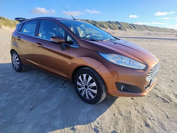 Ford Fiesta 2014 photo 4