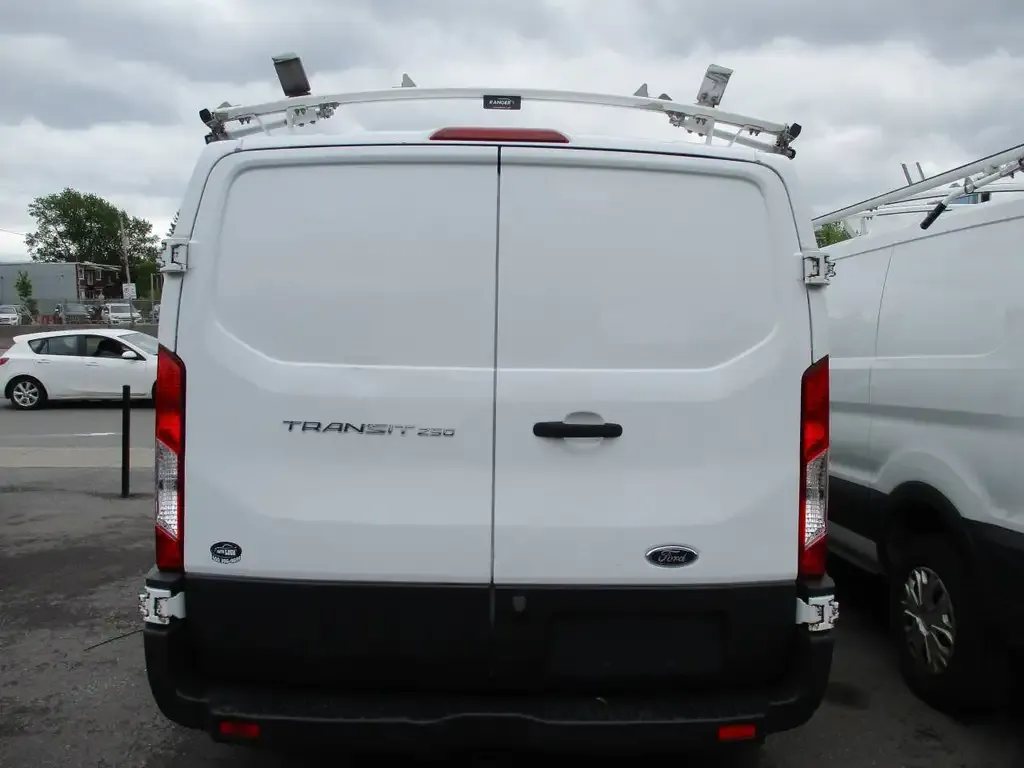 Ford Transit 2017 photo 5