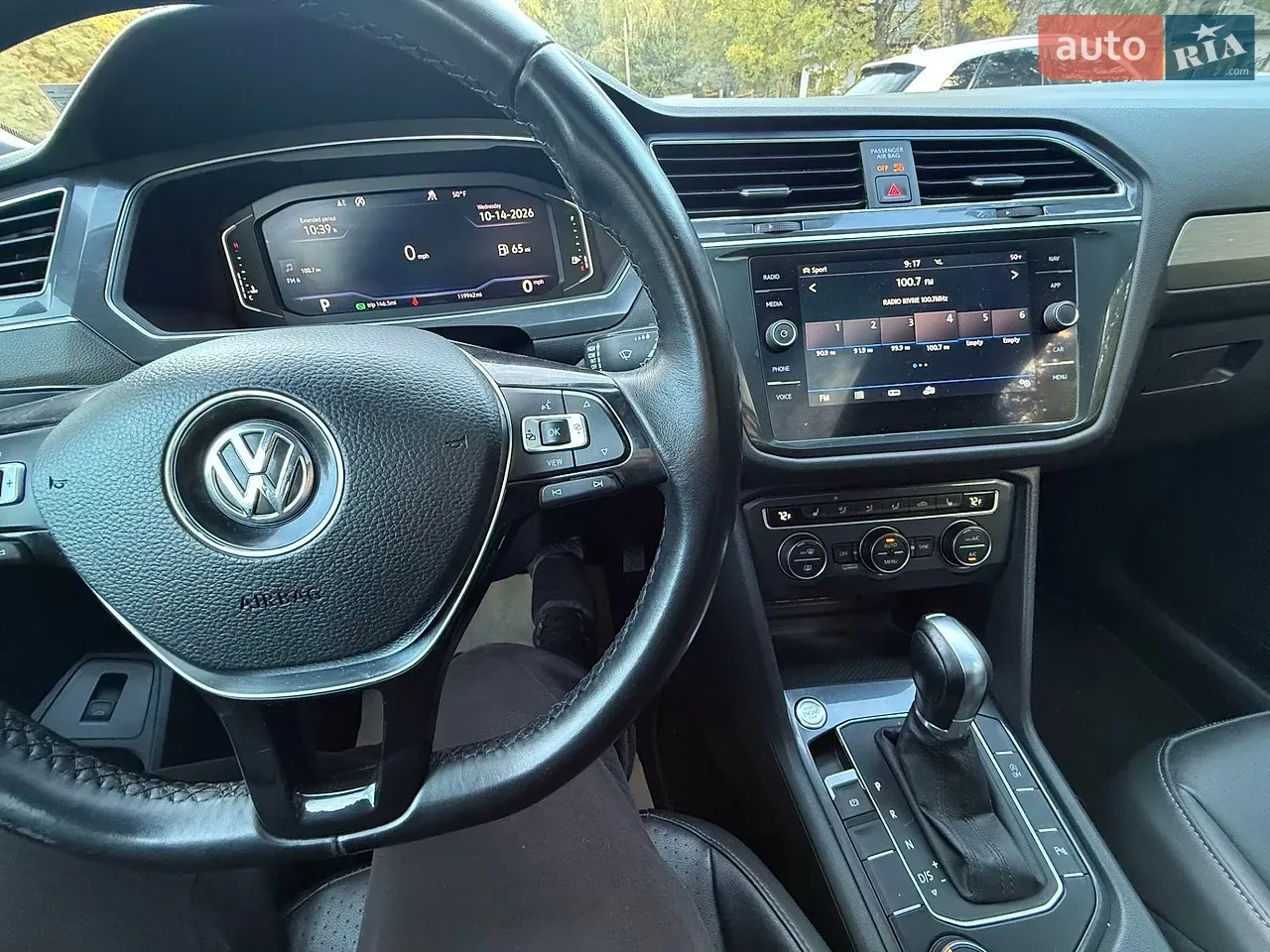 Volkswagen Tiguan 2019 photo 2