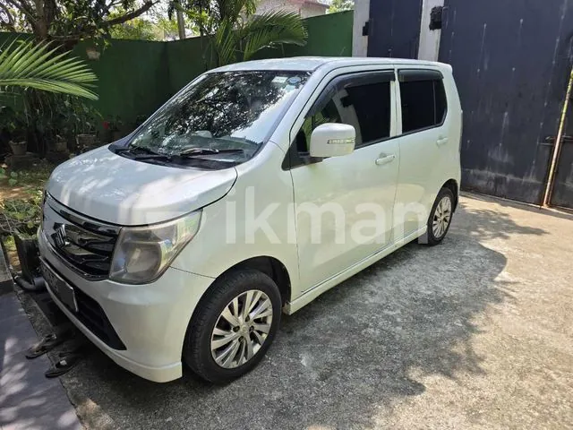 Suzuki Wagon R 2014 photo 2
