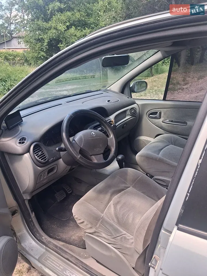 Renault Scenic 2002 photo 2